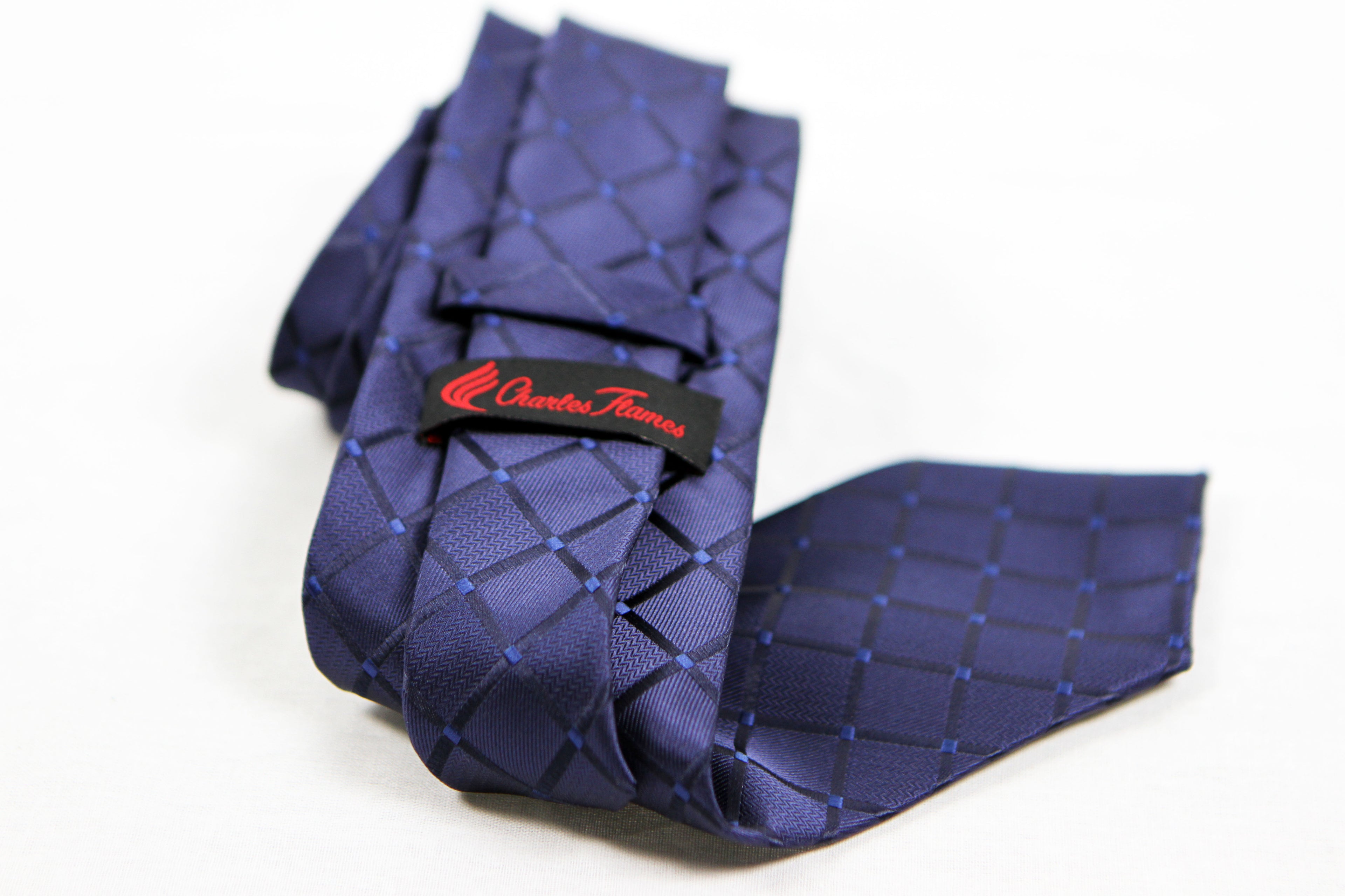 Corbata Azul con Rombos